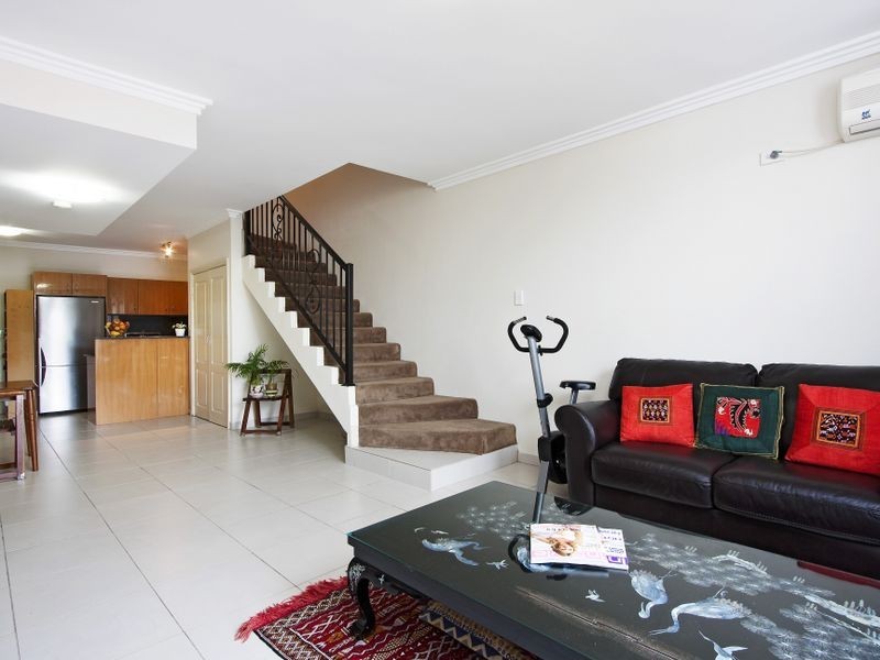 69/49 Henderson Road, Alexandria NSW 2015