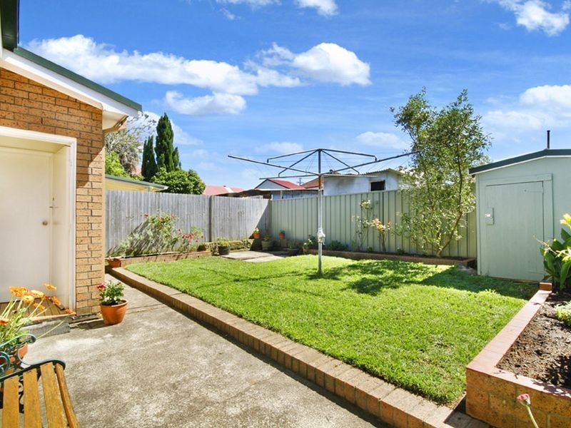 27 Hart Street, Tempe NSW 2044