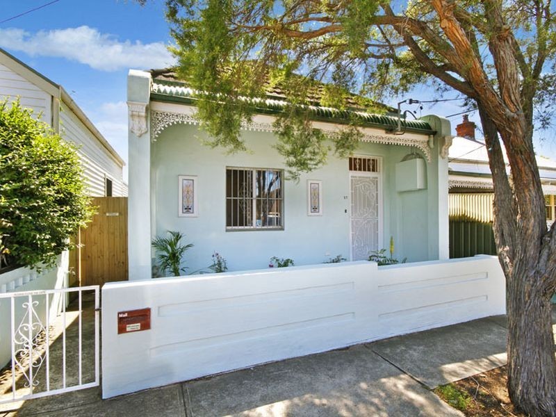 27 Hart Street, Tempe NSW 2044