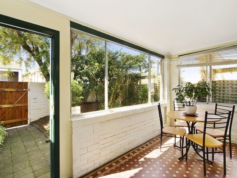 42 Station Street, Tempe NSW 2044