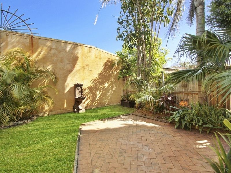 42 Station Street, Tempe NSW 2044