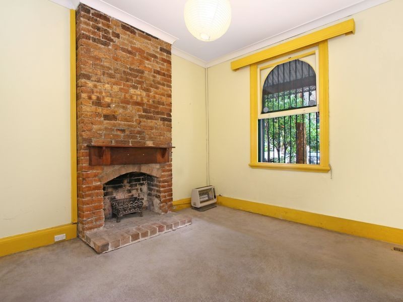 15 Commodore Street, Newtown NSW 2042