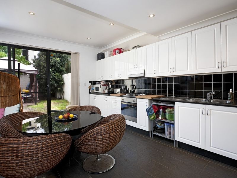 16 Gladstone Street, Enmore NSW 2042