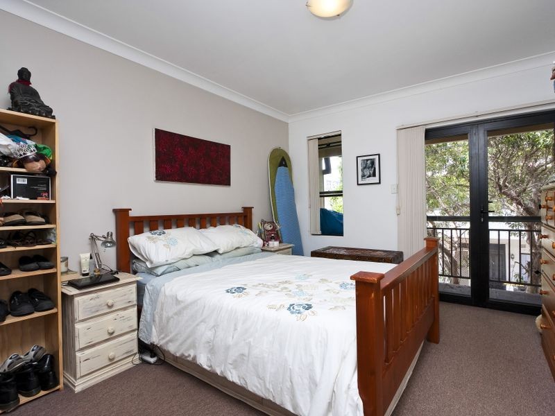 16 Gladstone Street, Enmore NSW 2042