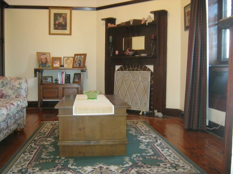 2 Warren Road, Marrickville NSW 2204