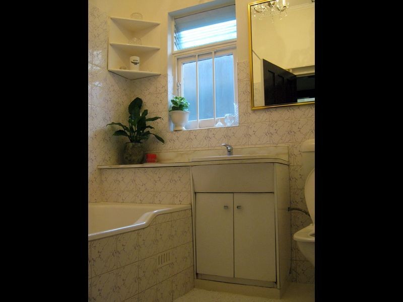 2 Warren Road, Marrickville NSW 2204