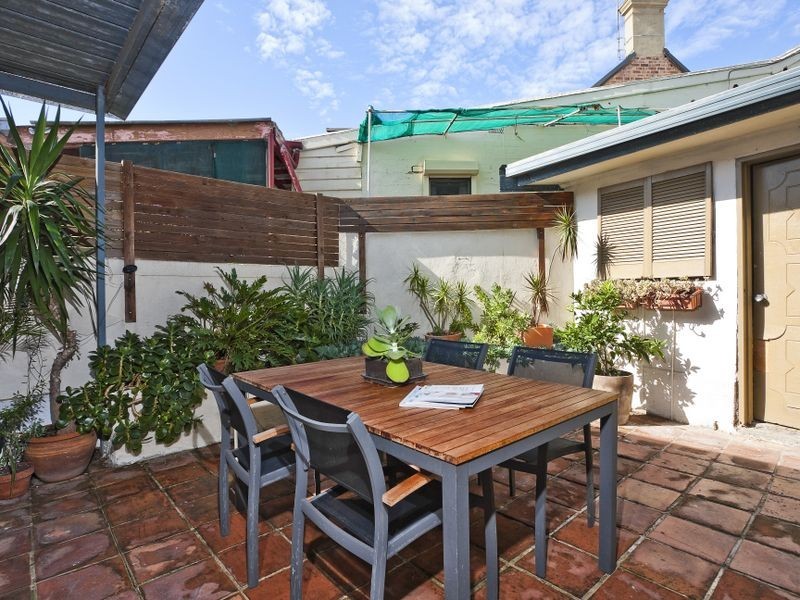 6 Gladstone Street, Enmore NSW 2042
