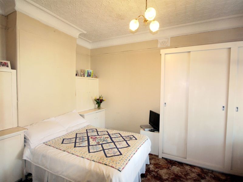 15 Yelverton Street, Sydenham NSW 2044