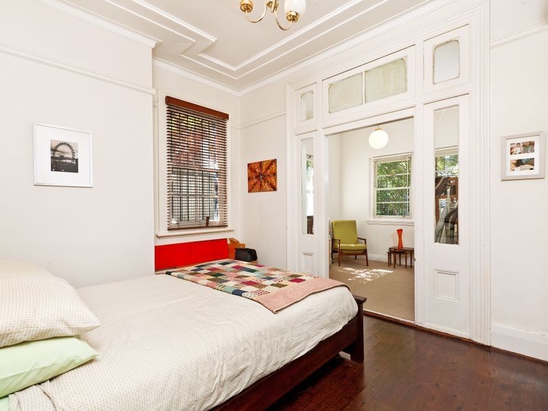 2/6 The Boulevarde, Lewisham NSW 2049
