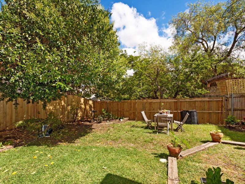 2/6 The Boulevarde, Lewisham NSW 2049