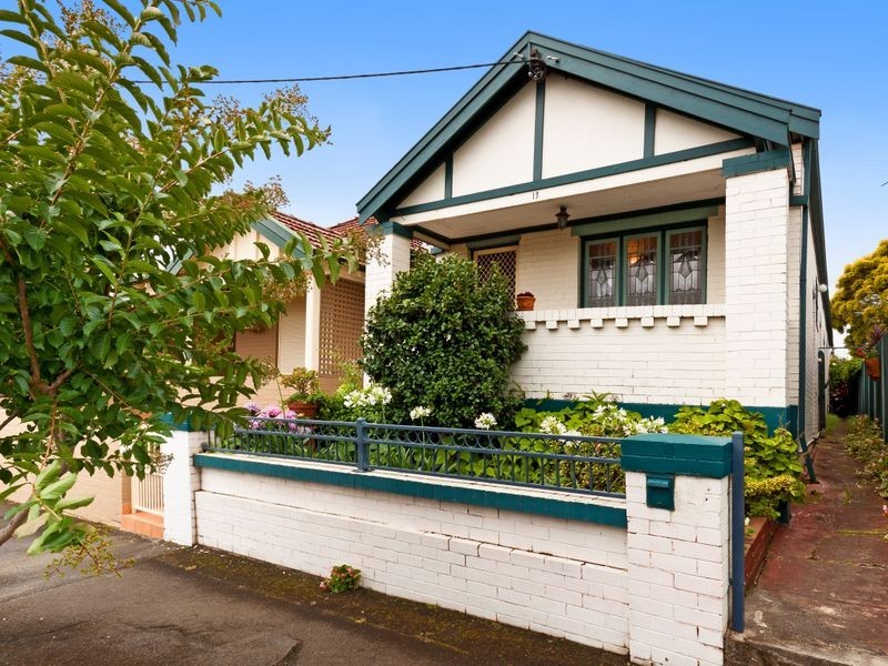 13 Queen Street, Marrickville NSW 2204