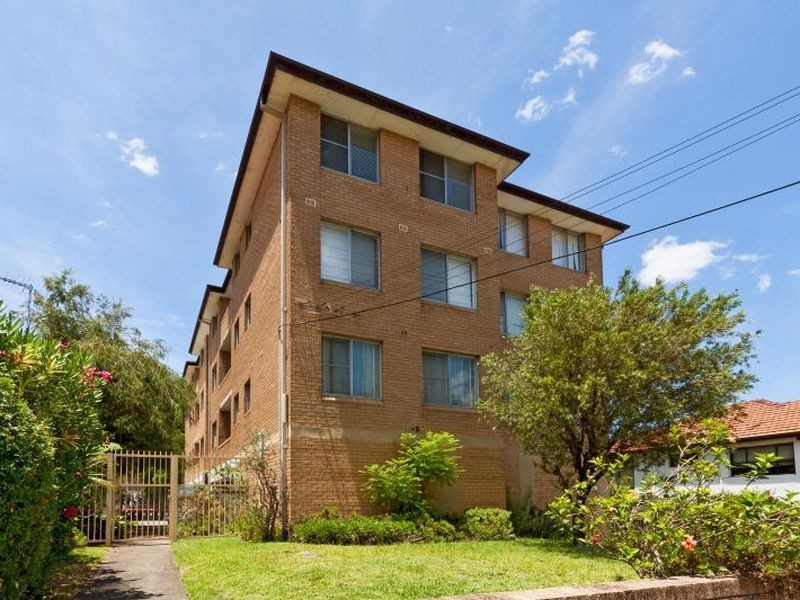 1/6 Ann Street, Marrickville NSW 2204