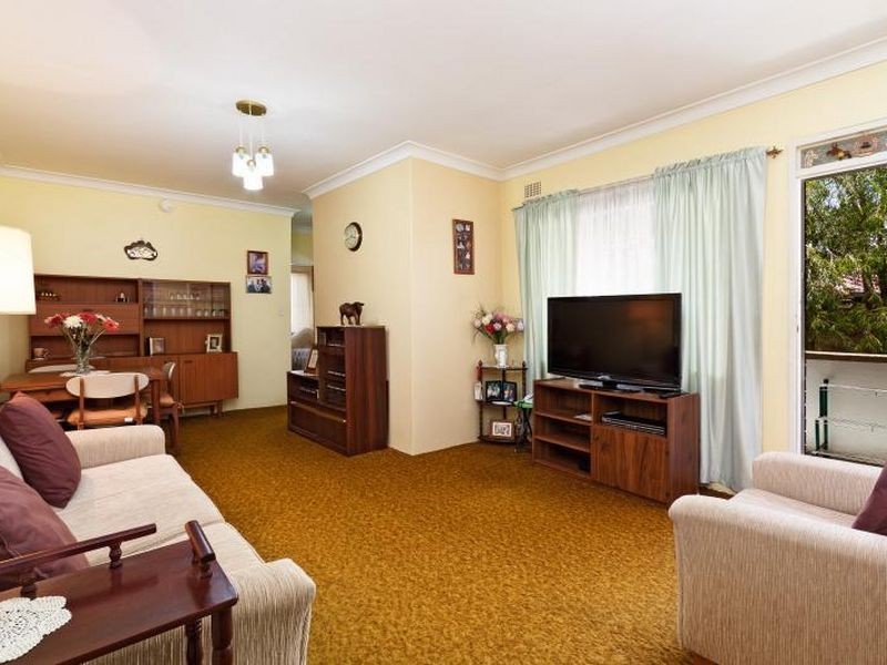 1/6 Ann Street, Marrickville NSW 2204