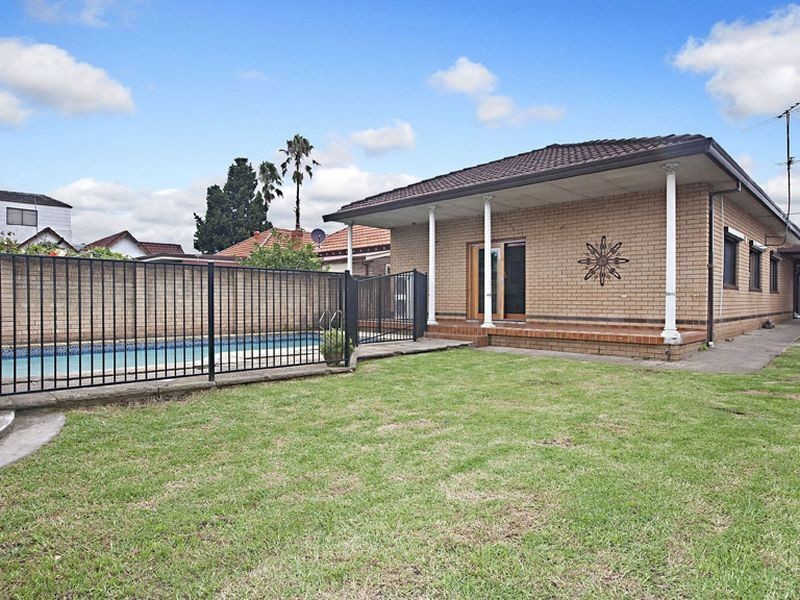 27 Foreman Street, Tempe NSW 2044