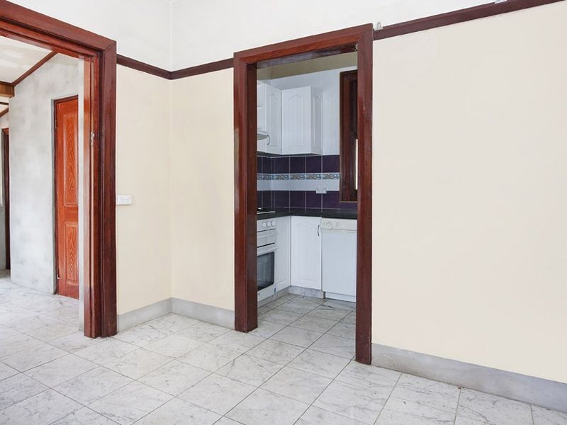 1 Hilltop Avenue, Marrickville NSW 2204