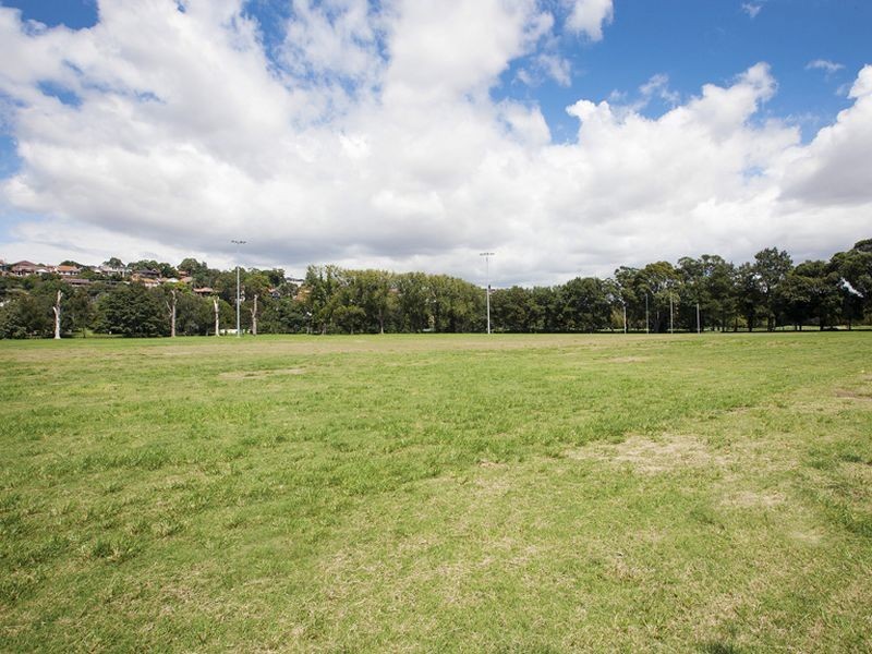 1 Hilltop Avenue, Marrickville NSW 2204