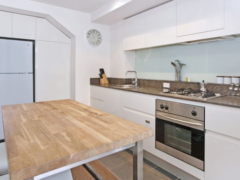 E103/2-6 Mandible Street, Alexandria NSW 2015