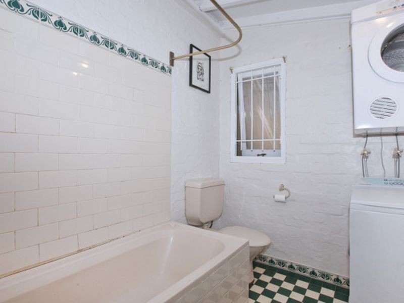 11 Ferndale Street, Newtown NSW 2042