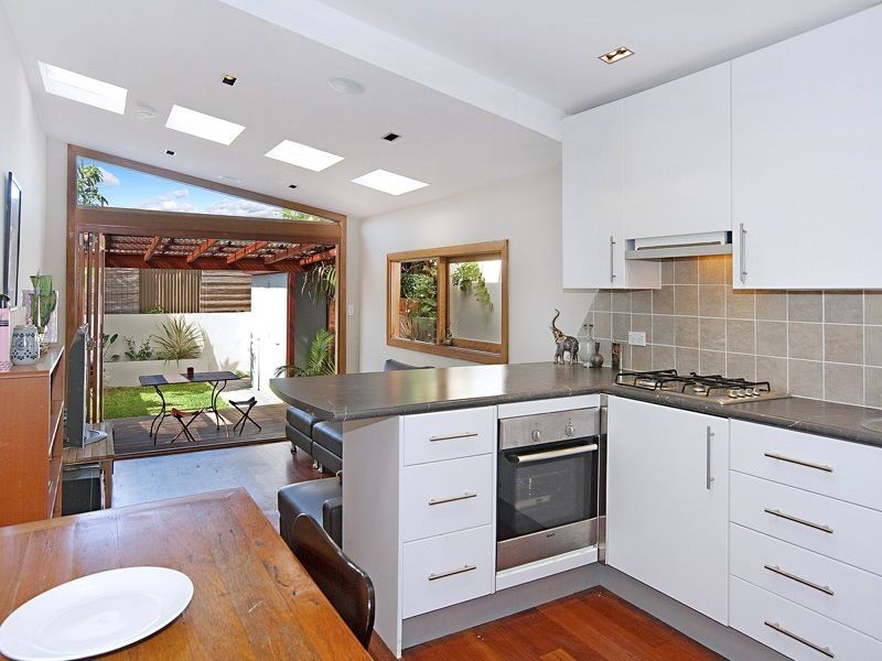 25 Frederick Street, St Peters NSW 2044