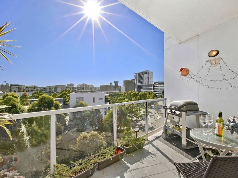 31/28 Gadigal Avenue, Zetland NSW 2017