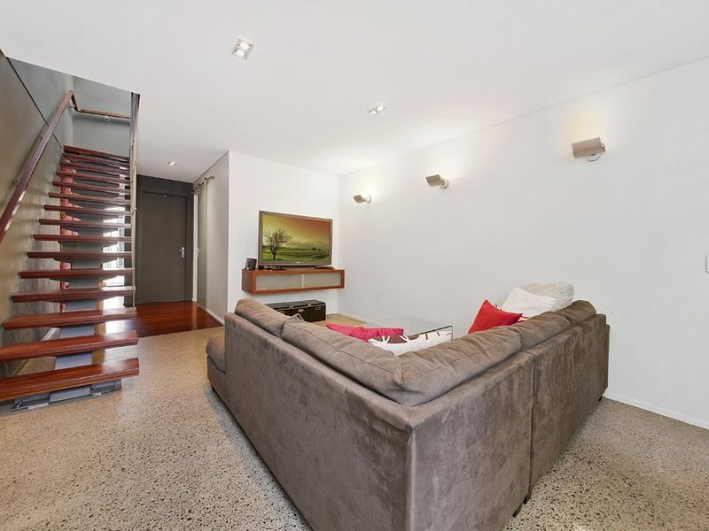 11 Gladstone Street, Enmore NSW 2042