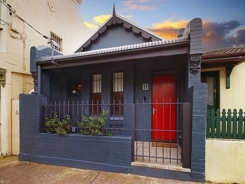11 Gladstone Street, Enmore NSW 2042