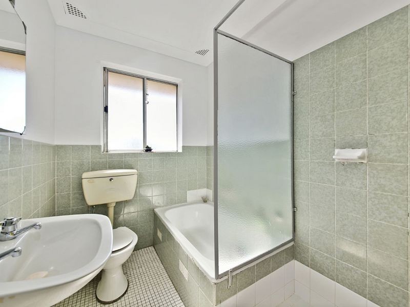 3/21 Chapel Street, Roselands NSW 2196