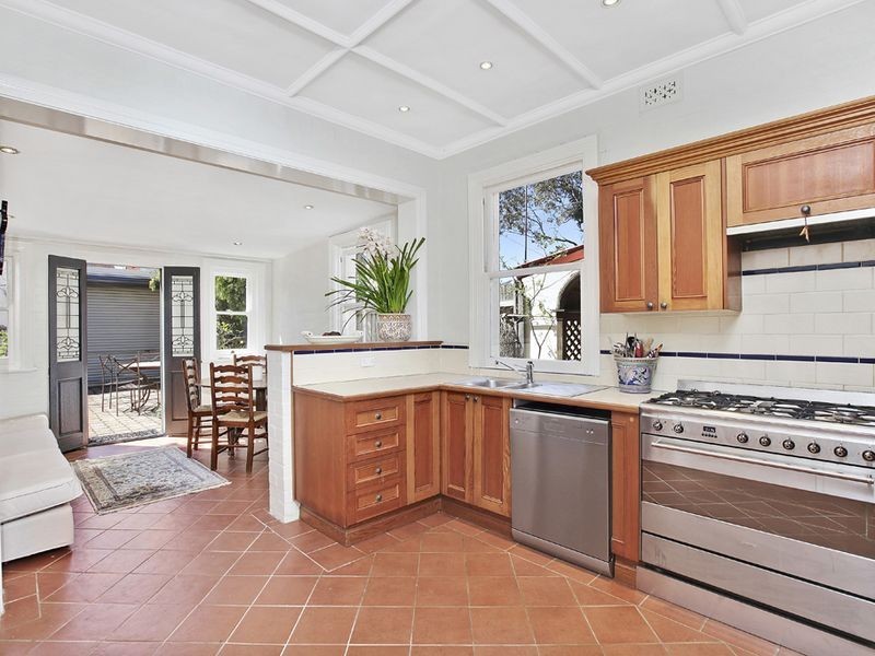 44 Edgeware Road, Enmore NSW 2042