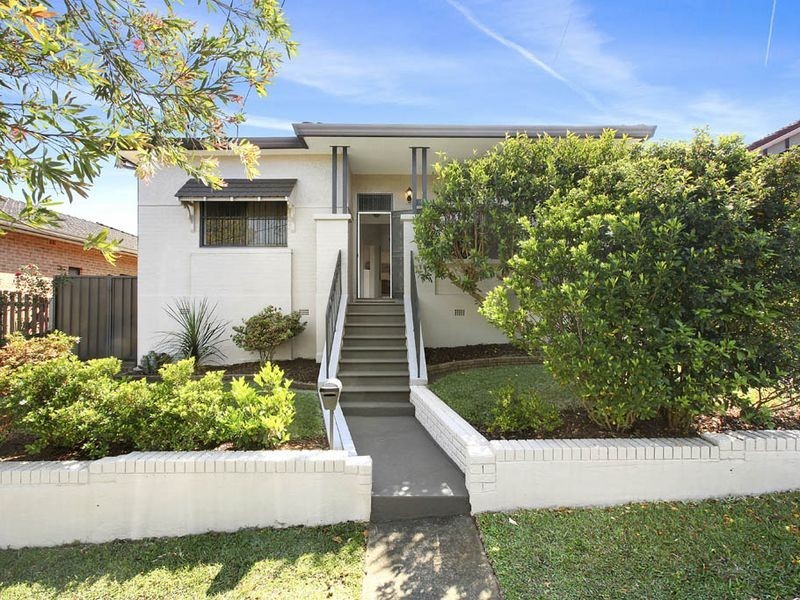 35 Fourth Street, Ashbury NSW 2193