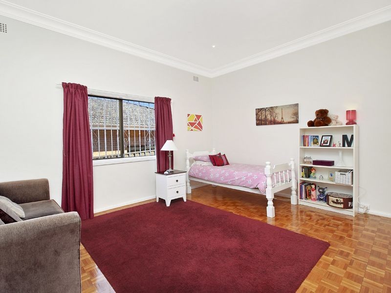 35 Fourth Street, Ashbury NSW 2193