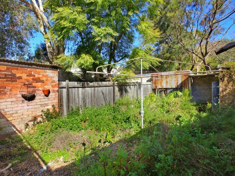 137 Simmons Street, Enmore NSW 2042