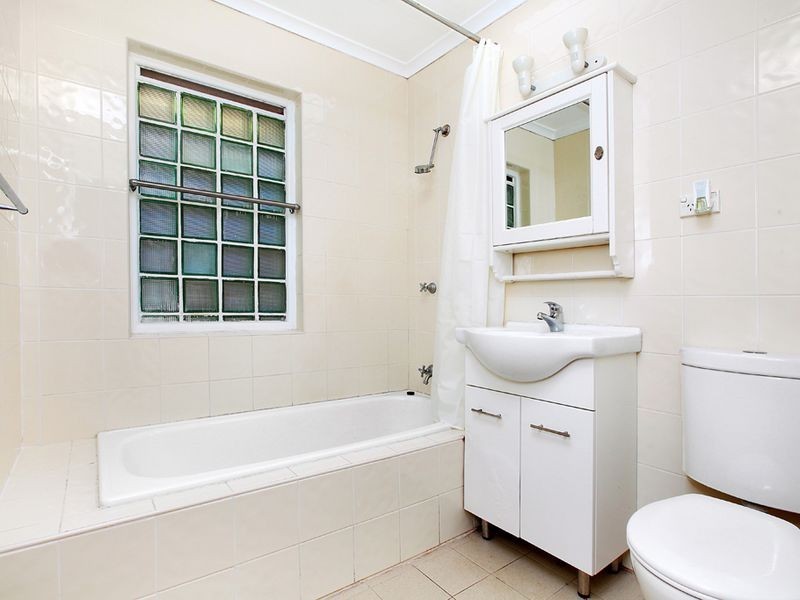 47 Brown Street, St Peters NSW 2044