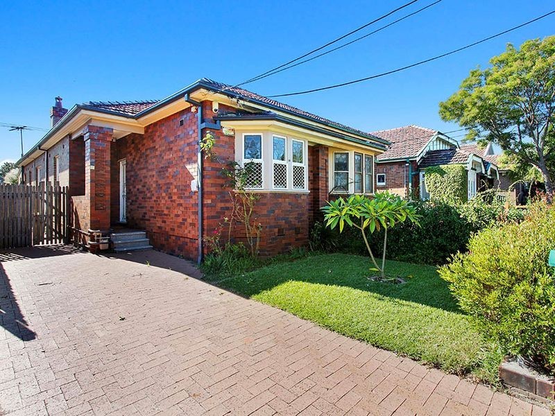 19 Stanley Street, Tempe NSW 2044