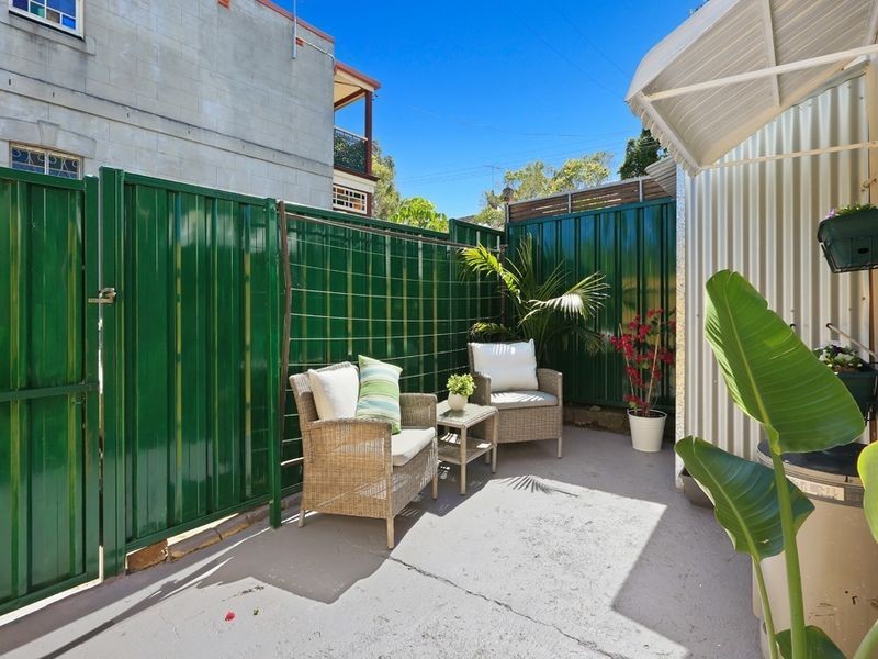 33 Brown Street, Newtown NSW 2042