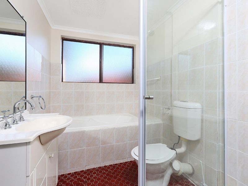 2/11 Tupper Street, Enmore NSW 2042