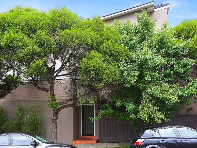 33 Railway Avenue, Stanmore NSW 2048