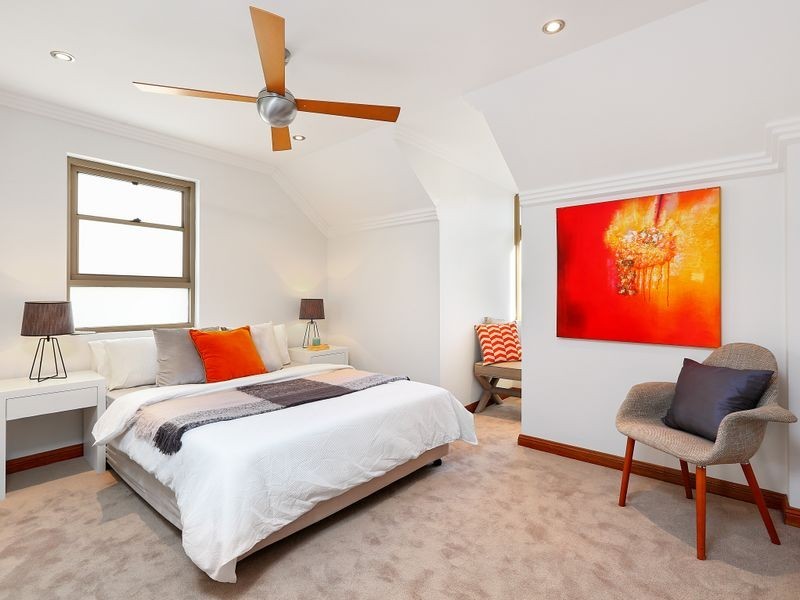 34A Station Street, Newtown NSW 2042