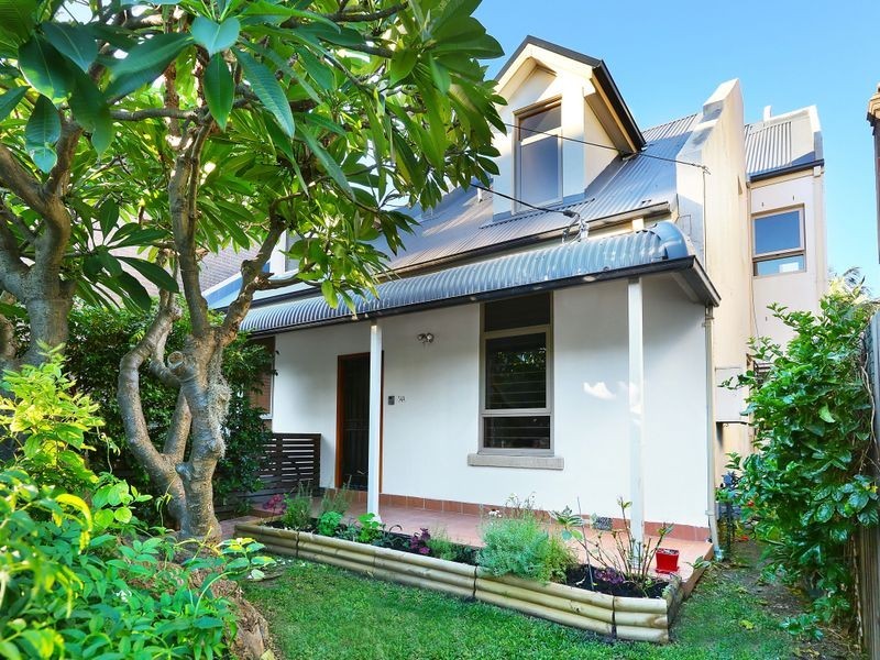 34A Station Street, Newtown NSW 2042