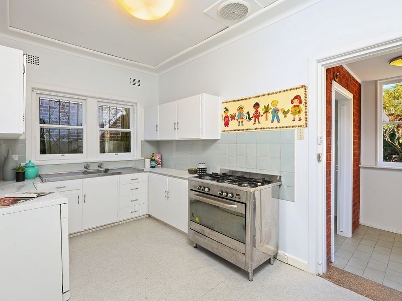 100 Beauchamp Street, Marrickville NSW 2204