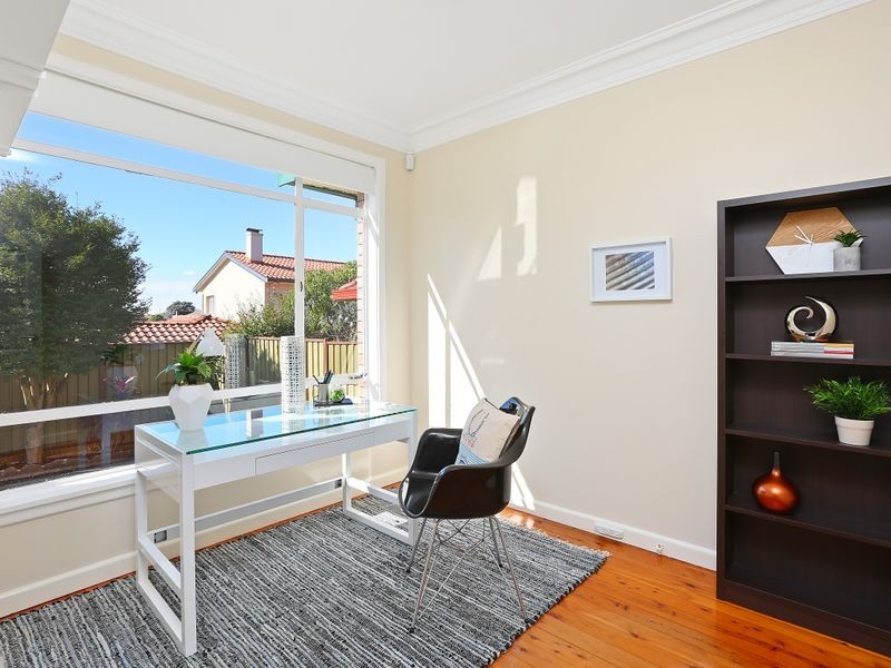 8 Wiggins Avenue, Beverly Hills NSW 2209