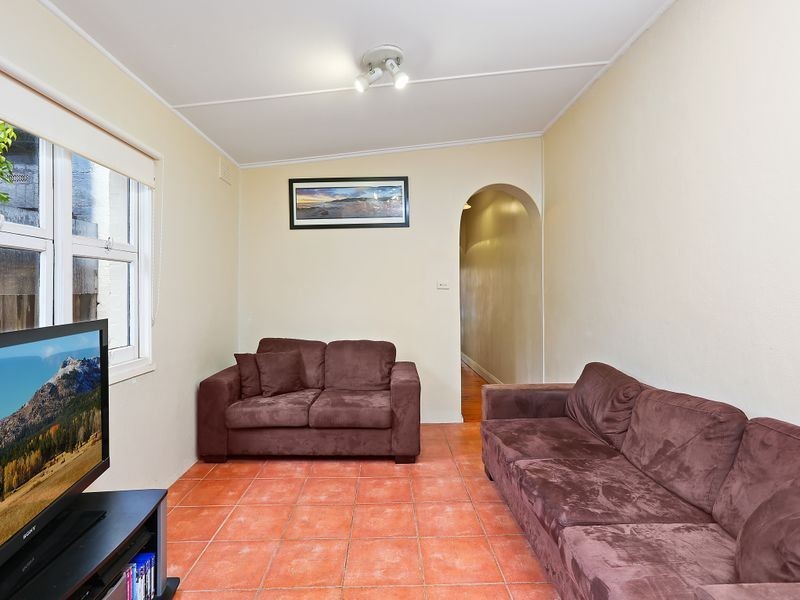 6 Angel Street, Newtown NSW 2042