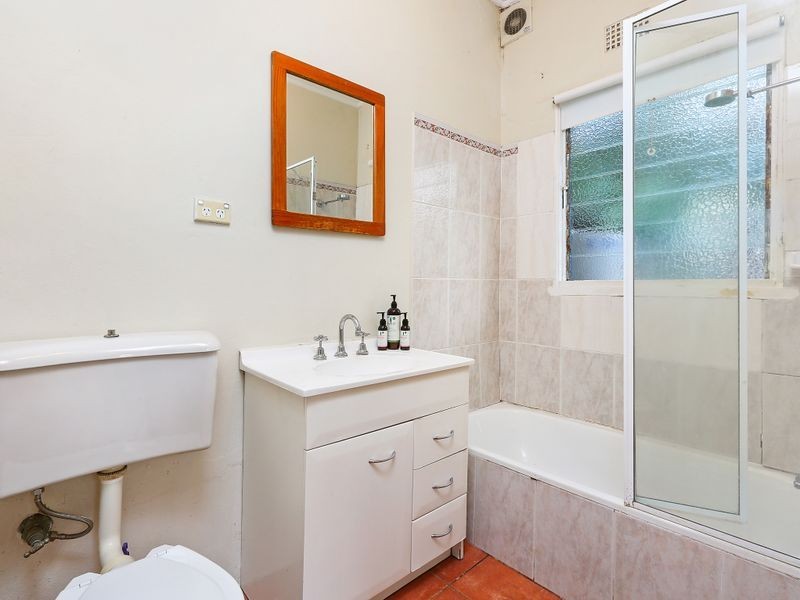 6 Angel Street, Newtown NSW 2042