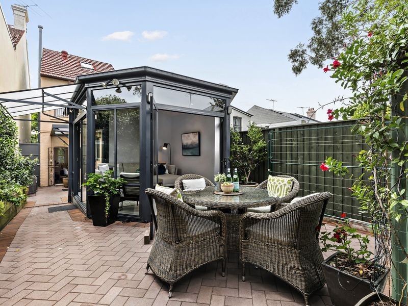 9 Simmons Street, Enmore NSW 2042