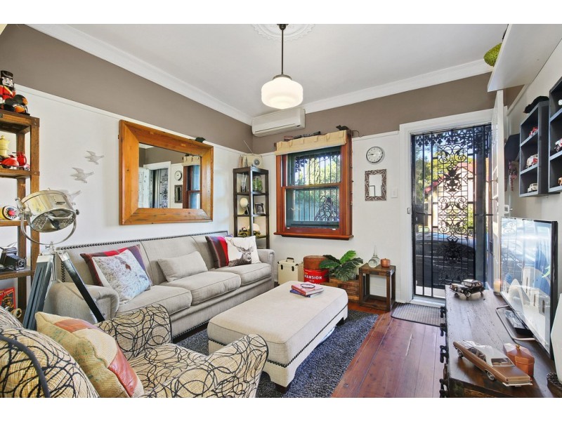 31 Harrington Street, Enmore NSW 2042