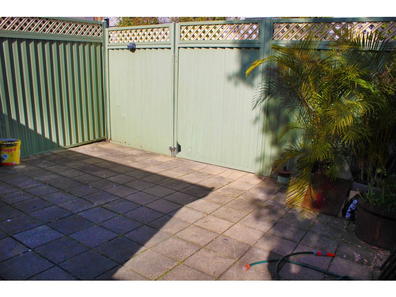 1 Leamington Avenue, Newtown NSW 2042