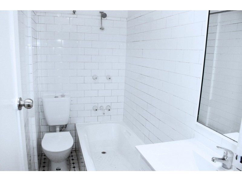 25 Charles Street, Enmore NSW 2042