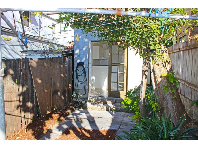 25 Charles Street, Enmore NSW 2042