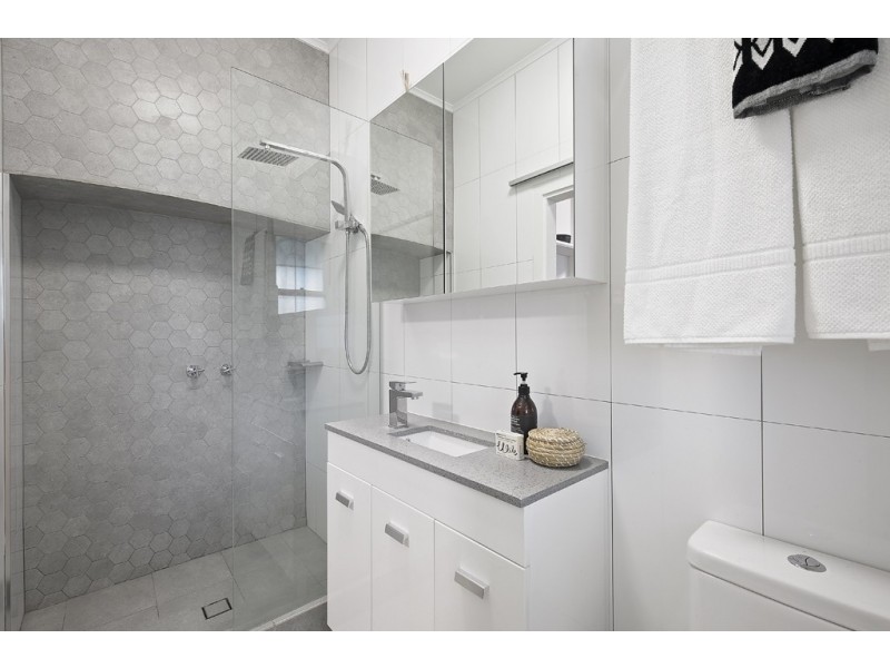 193 Wilson Street, Newtown NSW 2042