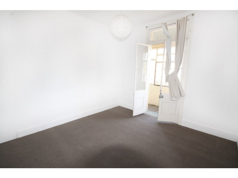 27 Iredale Street, Newtown NSW 2042