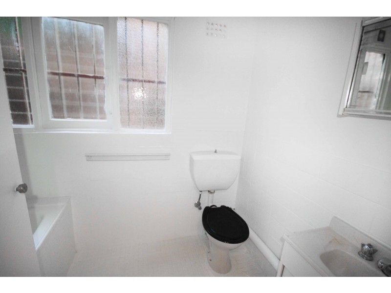 27 Iredale Street, Newtown NSW 2042